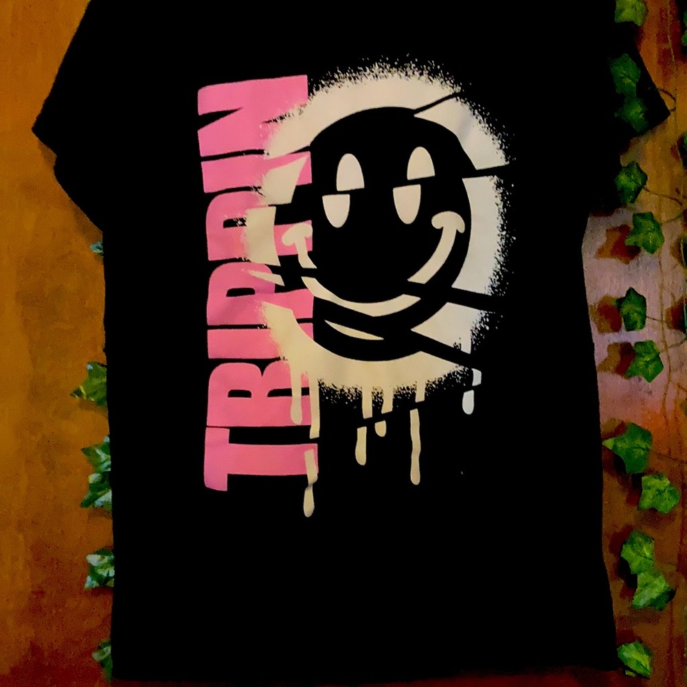 Rue 21 Tee